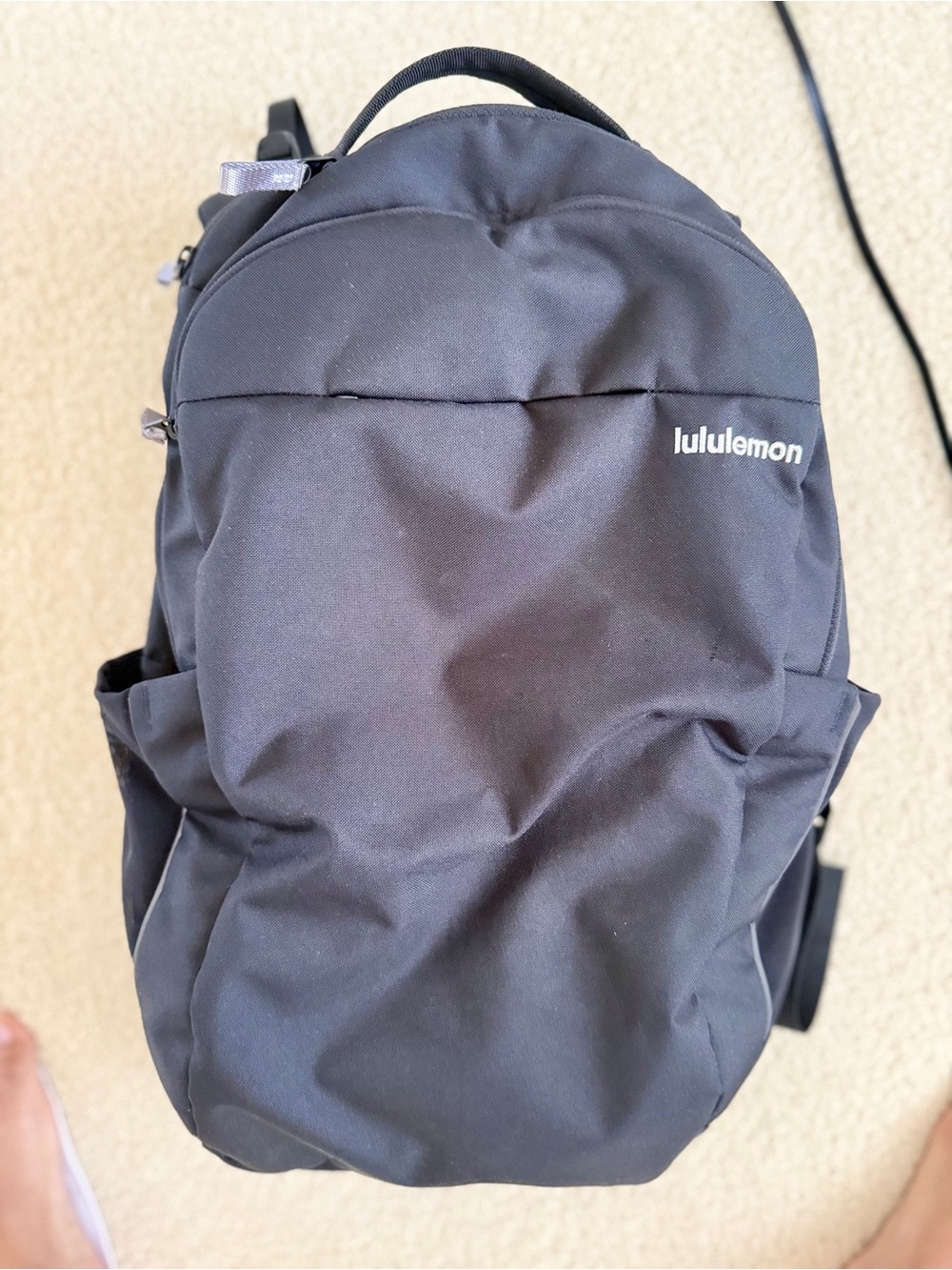 LULULEMON TRIPLE ZIP BACKPACK 28L - BLACK / BEIGE SPECIAL EDITION - LAPTOP
